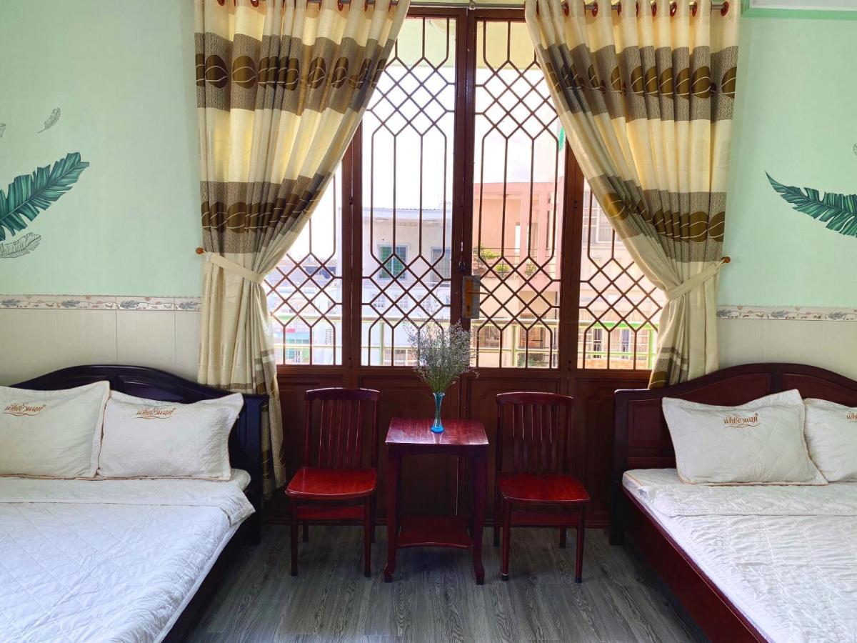 Lime Hostel - Ninh Kieu Center カントー エクステリア 写真